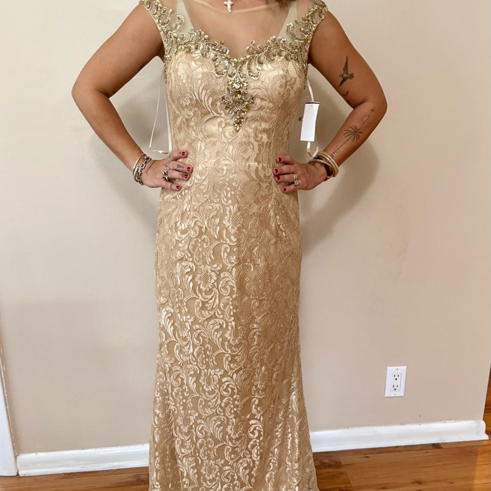 Camille La Vie Lace and Beaded Dress Size 8